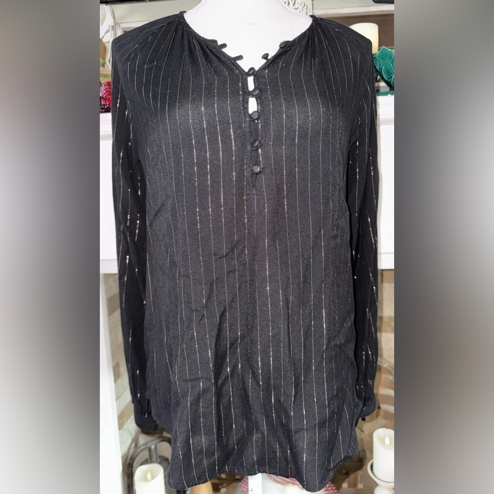 Rails Abby gold Stripe black, long sleeve, half button top. NWT. XS